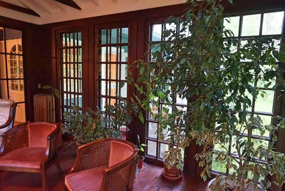 5FA938B1-905A-4B79-B1BD-BB4AB3EC33BF